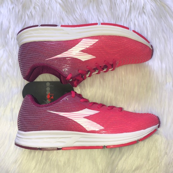 DIADORA Action +3 sneakers NWT - Picture 1 of 8